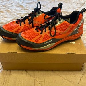 Mens Pearl Izumi Cycling Bike Shoes size 44.0 Orange